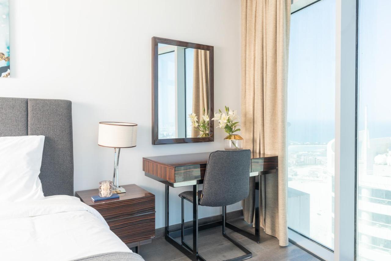 S Plaza Suites Hotel Seef エクステリア 写真