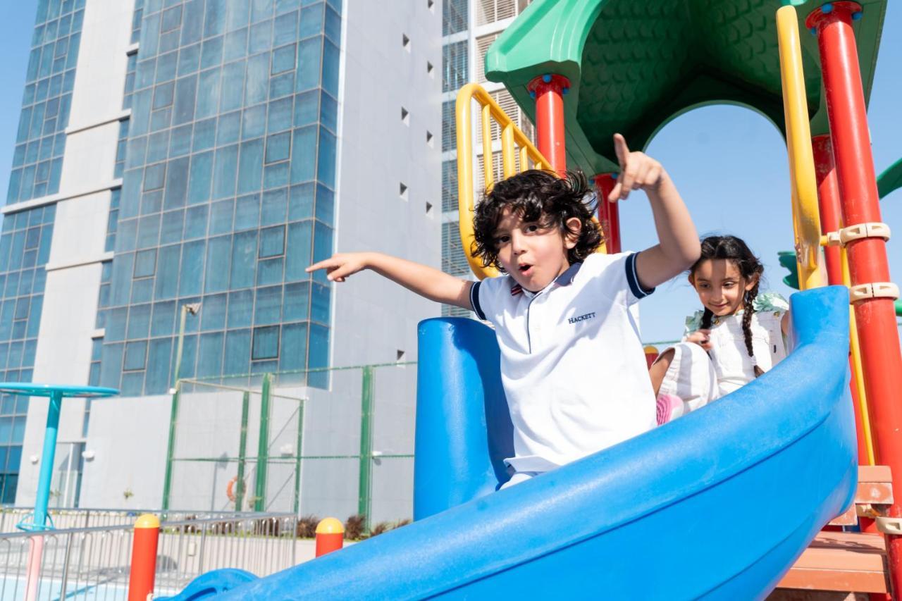 S Plaza Suites Hotel Seef エクステリア 写真