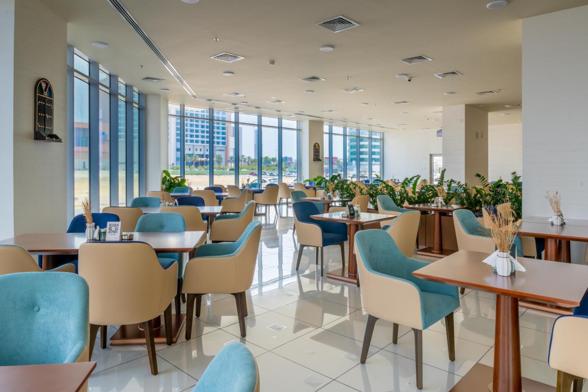 S Plaza Suites Hotel Seef エクステリア 写真